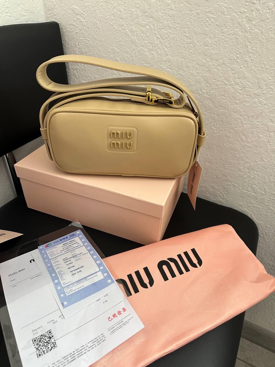 Жіноча сумка Міу Міу бежева Miu Miu Beige, фото 1