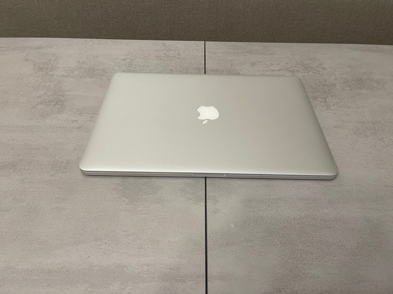 Не Робочий ультрабук Apple MacBook A1398, на ремонт, відновлення чи комплектуючі