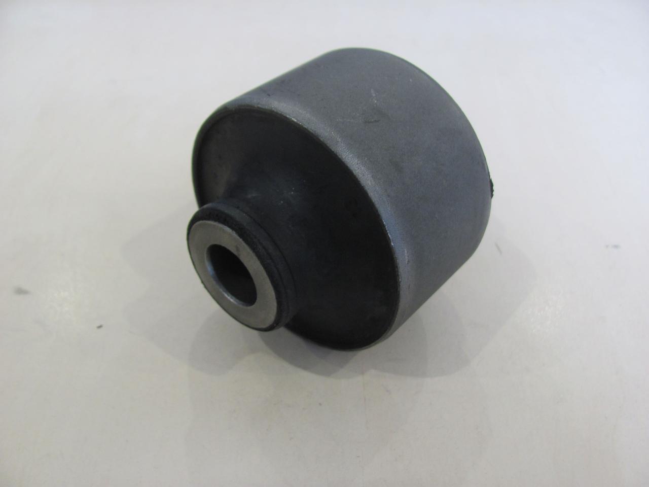 Сайлентблок переднього важеля задній Renault Master III | Opel Movano B | ASMETAL 38RN1020