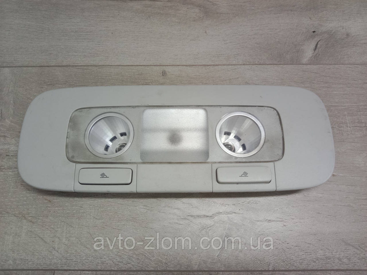 Плафон салону Volkswagen Passat B6, Пасат Б6. Задній. 3C0947291D.