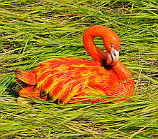 Садова фігура Фламінго кораловий середній для гнізда (20х16х29 см), фламінго для саду із полістоуну, садово-паркові  фігури