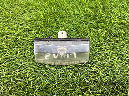 Плафон підсвічування номера Toyota Prius (б/у)