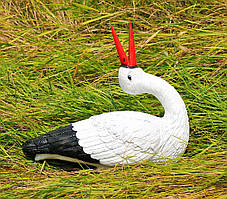 Садова фігура Лелека з відкритим дзьобом для гнізда