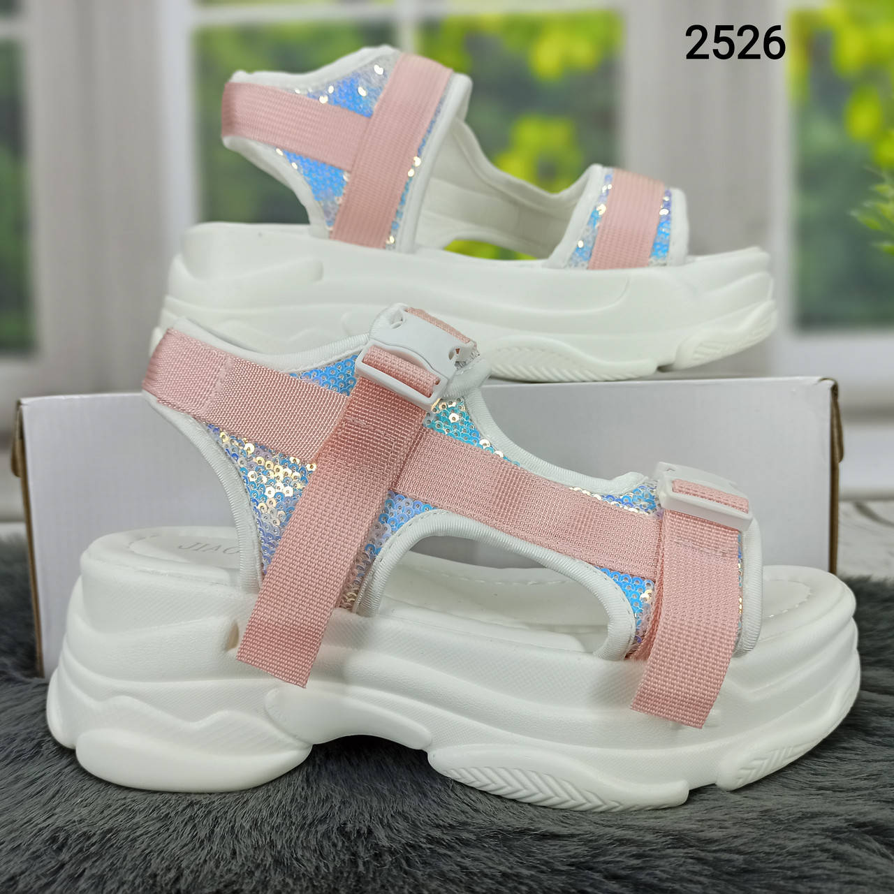 

Женские спортивные босоножки сандалии на платформе белые с розовым