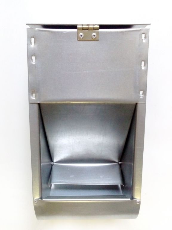 Бункерна годівниця для кроликів та ін. гризунів на 2,5 літра з кришкою, фото 1