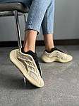 Чоловічі текстильні кросівки Adidas Yeezy Boost 700 V3 Azael (бежево-чорні) стильні кроси 417 Адідас топ, фото 4