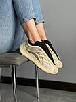Чоловічі текстильні кросівки Adidas Yeezy Boost 700 V3 Azael (бежево-чорні) стильні кроси 417 Адідас топ, фото 8