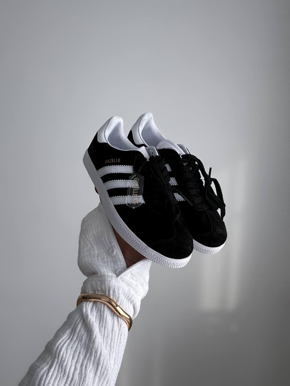 Жіночі демісезонні кросівки Adidas Gazelle Black White (чорно-білі) повсякденні кроси 1459 Адідас vkross