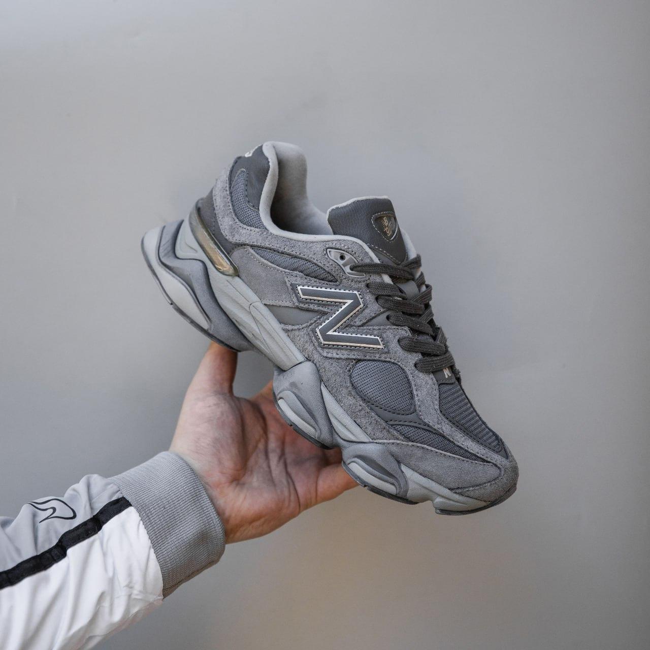 Жіночі спортивні кросівки New Balance 9060 (сірі) демісезонні кроси 2681 Нью Беленс vkross