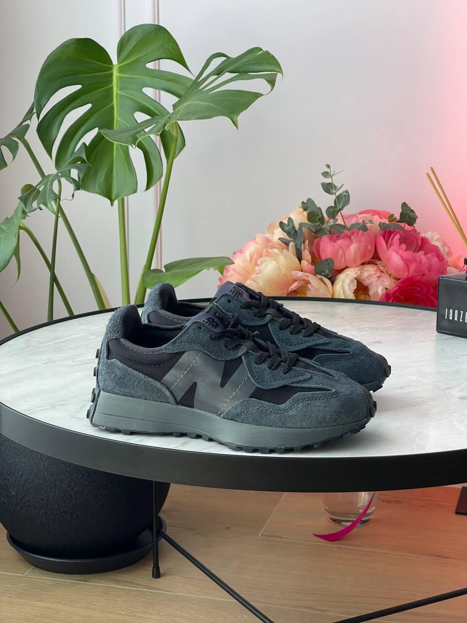 Чоловічі демісезонні кросівки New Balance 327 Phantom Magnet U327WCD (чорні) спортивні кроси 1310 НБ vkross