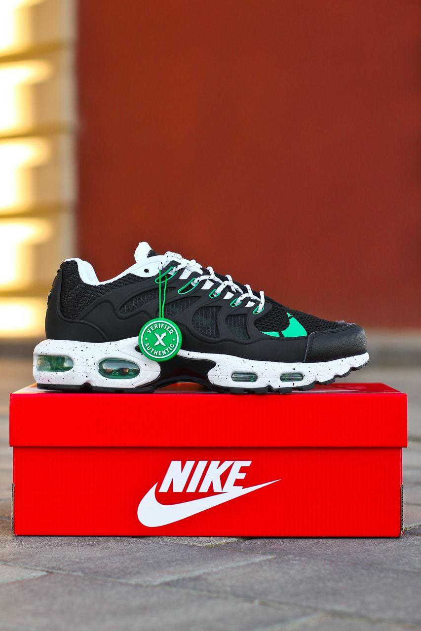 Чоловічі кросівки Nike Air Max TN Terracape Plus (чорно-білі із зеленим) модні кроси 1044 Найк vkross