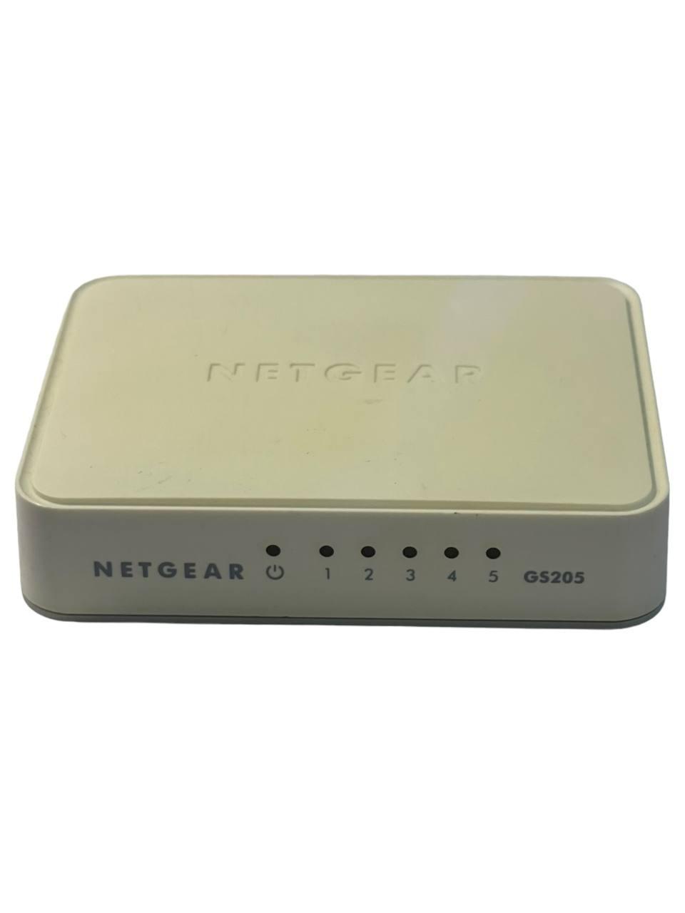 Комутатор NETGEAR GS205 | 5-Port 10/100/1000 Б/В