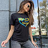 Жіноча літня молодіжна однотонна футболка з віскози, з патріотичним накатом, фото 2