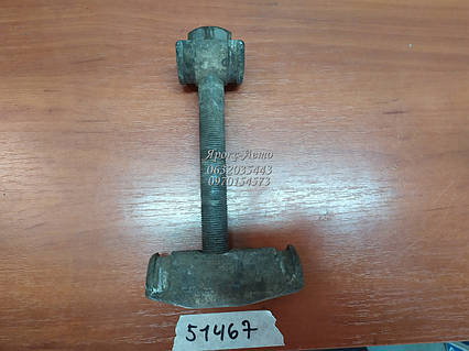 Болт торсіону на TOYOTA LAND CRUISER UZJ100 000051467