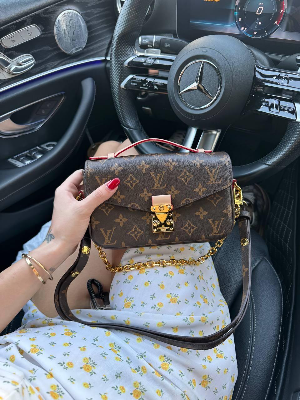 Жіноча сумка Луї Віттон коричнева Louis Vuitton Brown Metis