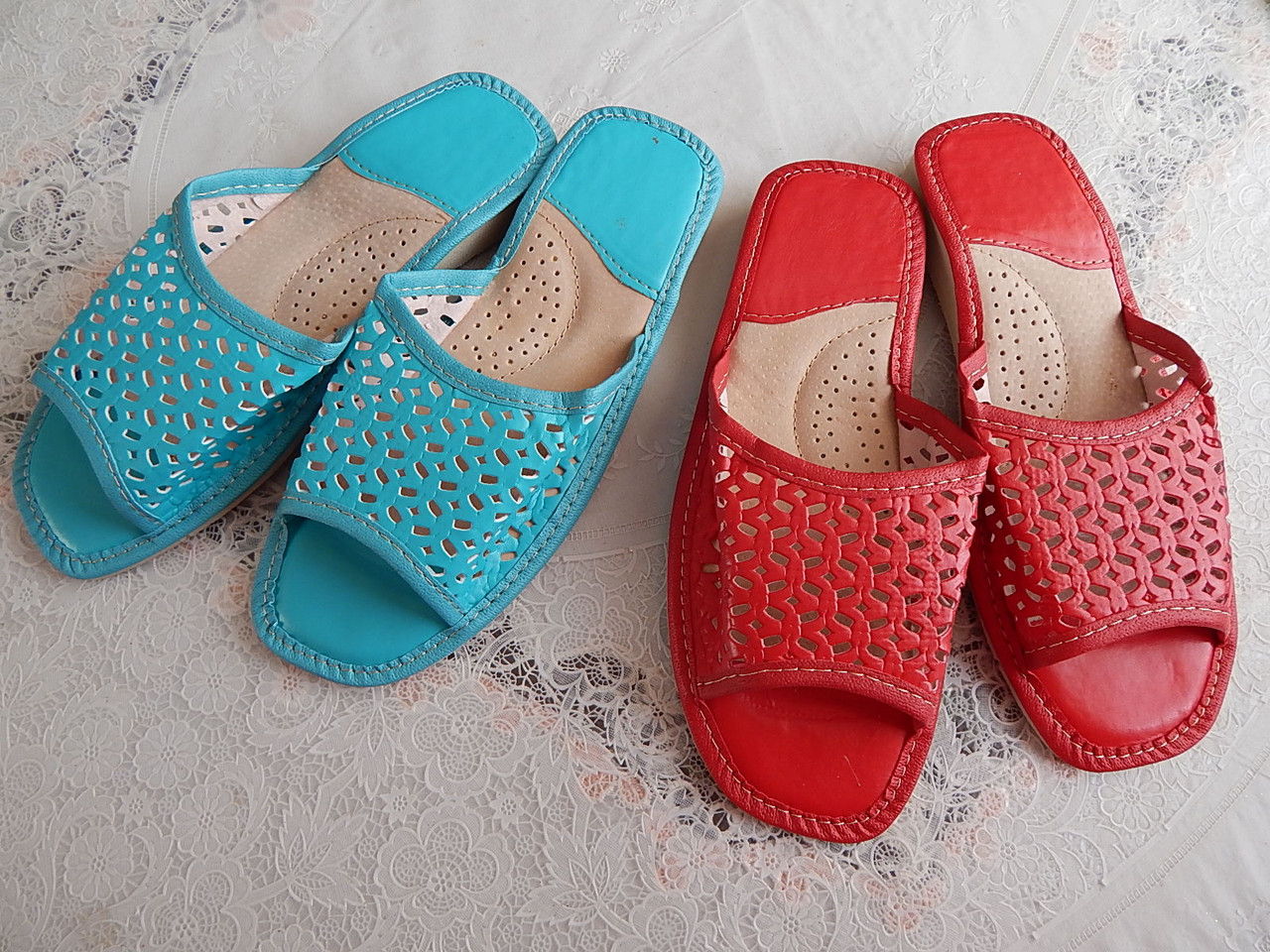 Жіночі шкіряні тапочки хорошої якості