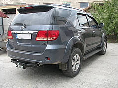 Фаркоп Toyota Fortuner 2005-2013 (Тойота Фортунер)