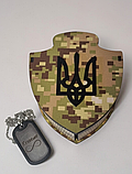 Невеличка подарункова сувенірна коробочка у вигляді щіта "Піксель", фото 6