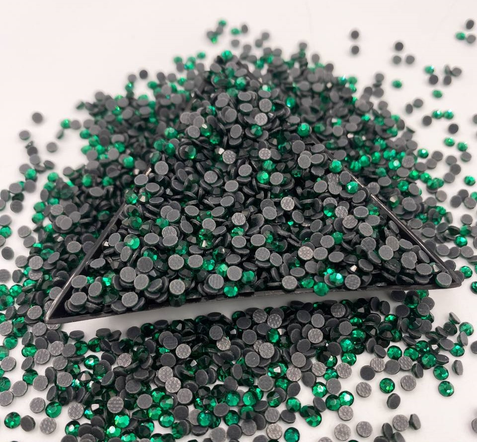 Термоклейові стрази / SS16 / Ø 3,8-4 мм / Скло / Упаковка 3,2 гр - 100 шт / Изумруд, фото 1
