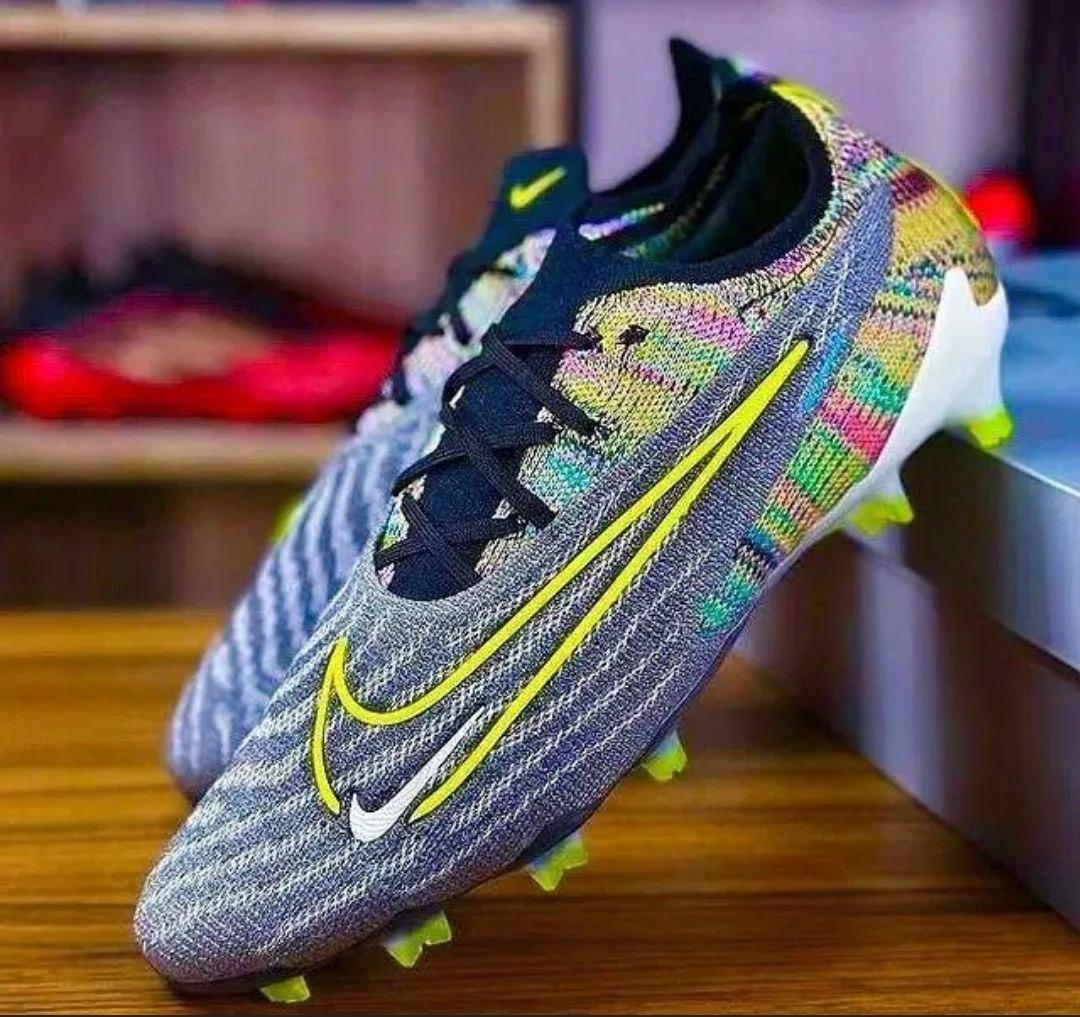 Дитячі Футбольні бутси Nike Phantom GX Elite FG