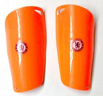 Футбольні щитки Челсі