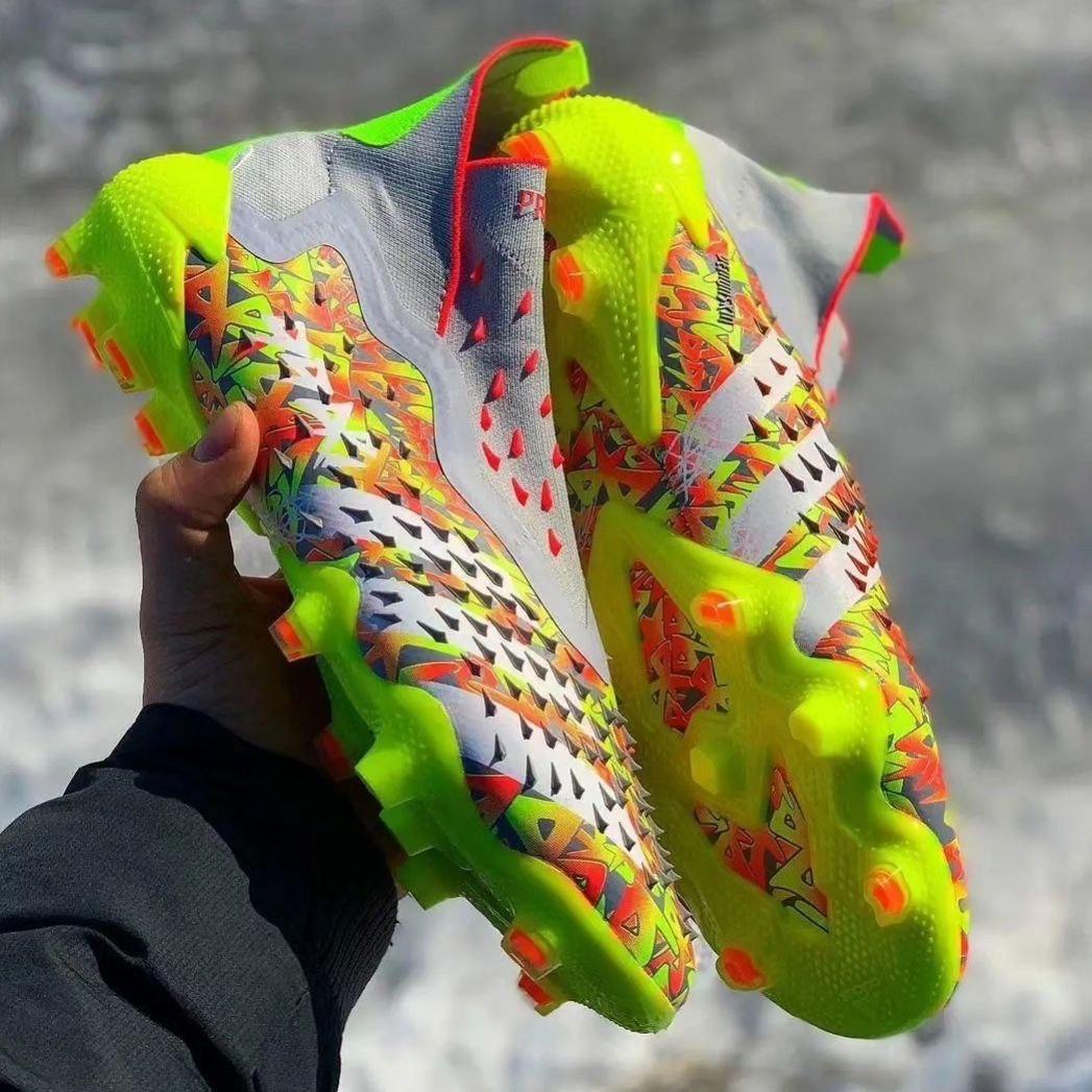 Бутси Adidas Predator Freak + / адідас фрік / адідас предатор фрік / футбольне взуття адідас / кросівки для футболу