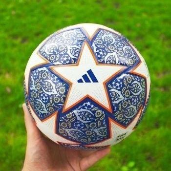 Футбольний м'яч Adidas Champions League