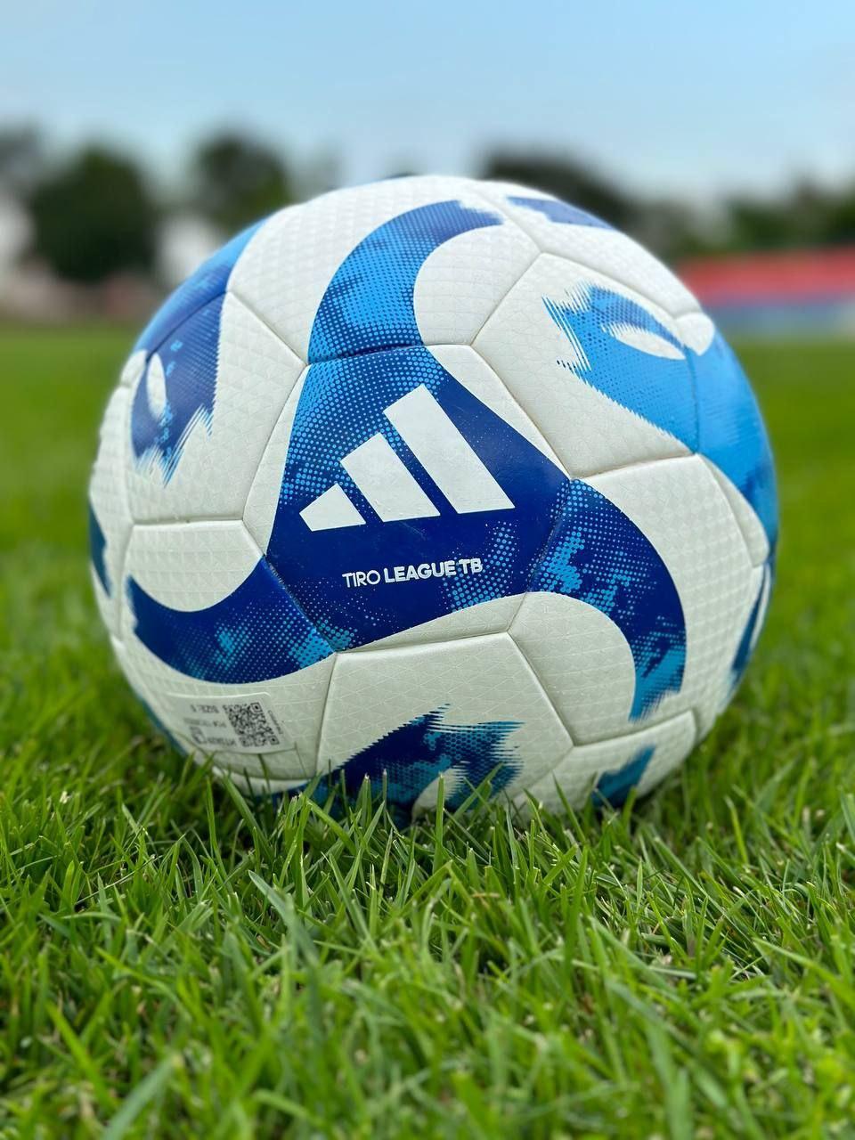ФУТБОЛЬНИЙ М’ЯЧ ADIDAS TIRO League TB HT2429