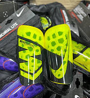 Футбольні щитки Nike Mercurial Lite