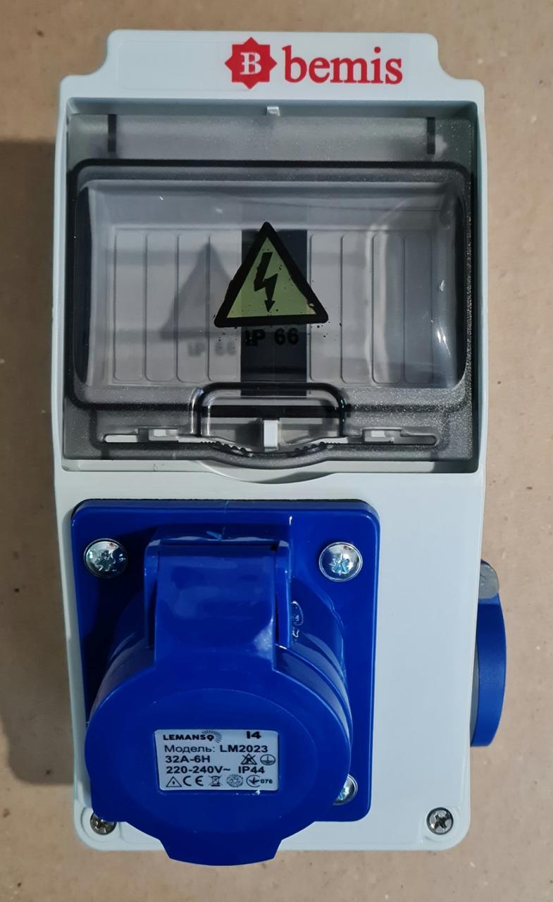 Комбінований щиток (5 мод.) 120x225x115 IP66 з розеткою 220В/32А/16A з/з, фото 1