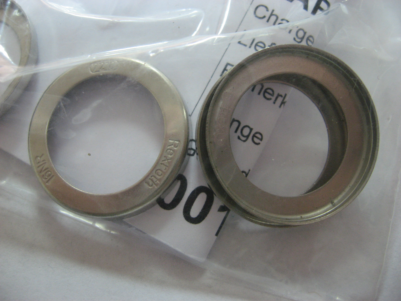 Уплотнительные кольца (защита) для шариковых втулок - фото 1 - id-p417016460