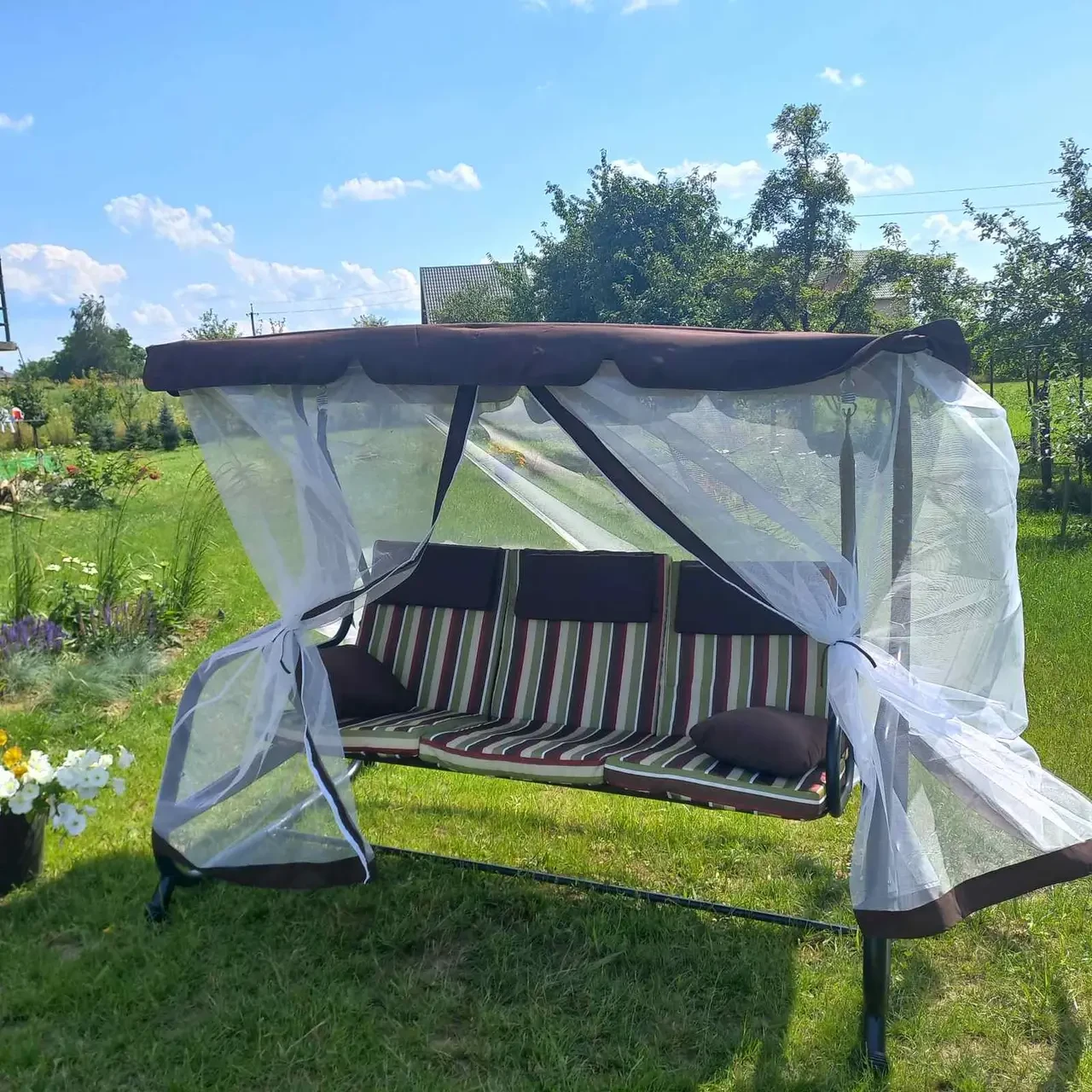 Гойдалка диван садова Garden Prestige з навісом + матрац + подушки + підголовники + москітна сітка
