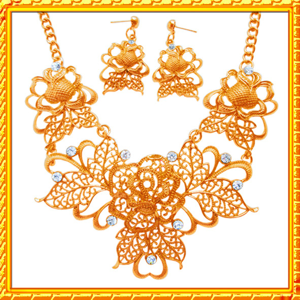 Набор Ажурные Цветы: Колье и Серьги под Золото, Металл, Длина - 45 см + 6 см.