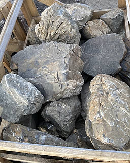 Валун закарпатський рельєфний для ландшафту та клумб