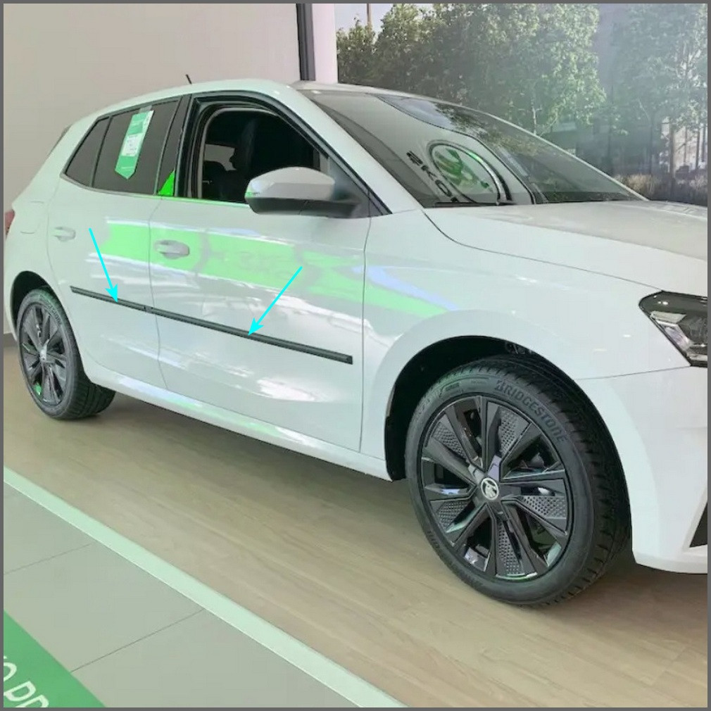 Молдинги на двері для Skoda Fabia IV 2021+