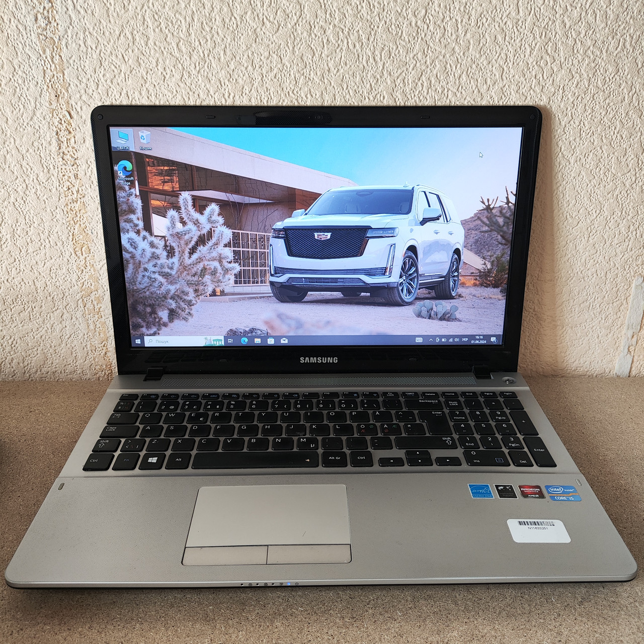 Ноутбук Samsung NP370R5E 15.6" i5-3210M /8Gb DDR3/120 Gb SSD/ AMD Radeon HD 8750M
