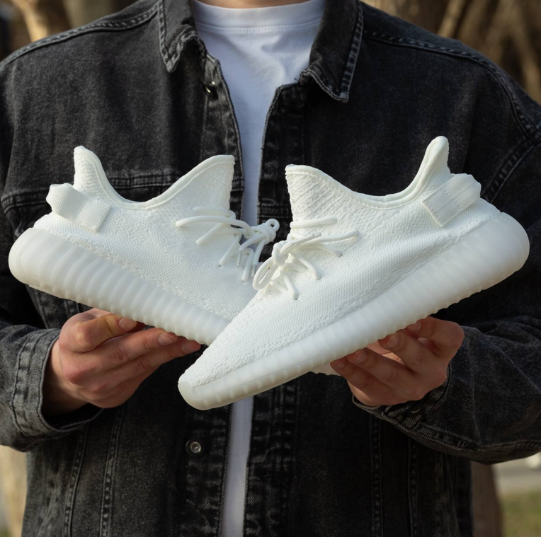 Чоловічі кросівки Adidas Yeezy Boost 350 V2 white Адідас Ізі Буст білі на літо