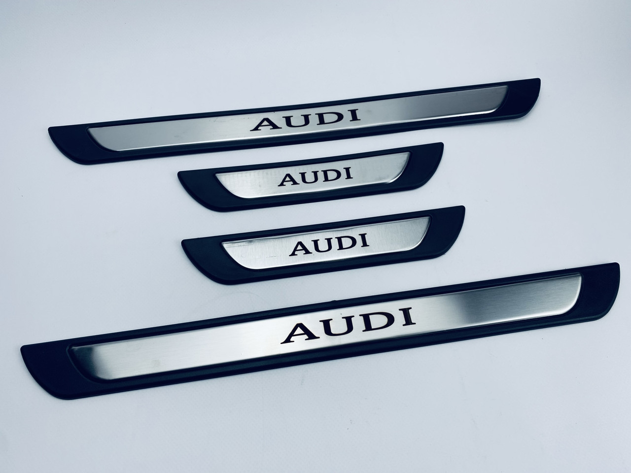 Накладки на пороги для Audi A1 2018+ (хром-пласт) TAN24