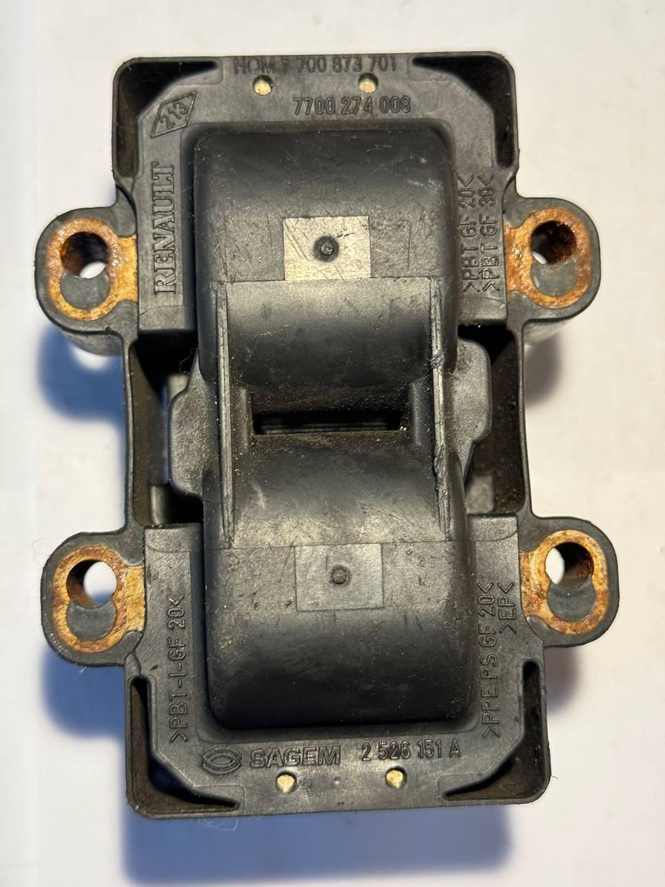 Котушка запалювання Renault Sagem 77 00 274 008 / 7700274008 / 2526151A / HOM 7700873701 / HOM7700873701
