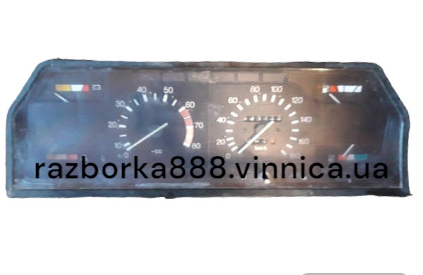 Панель приладів щиток приладів Москвич 2141