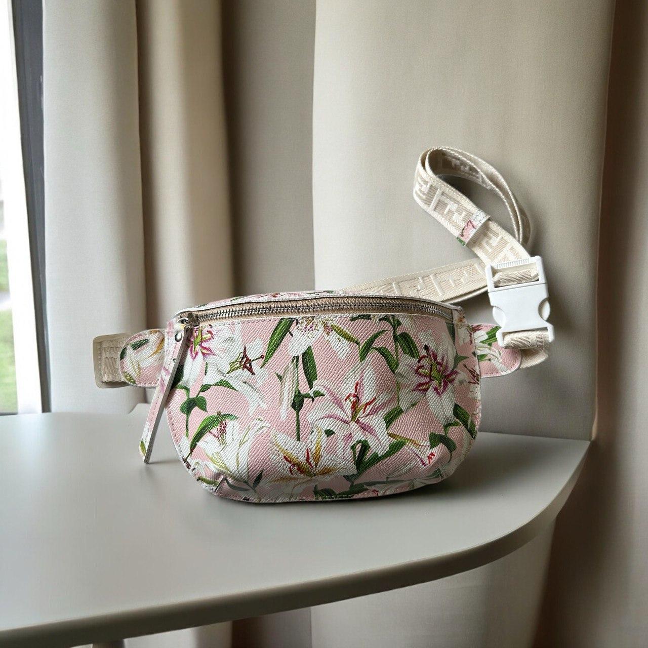 Сумочка поясна жіноча Betty Pretty з натуральної шкіри різнобарвна 942FLWHITE
