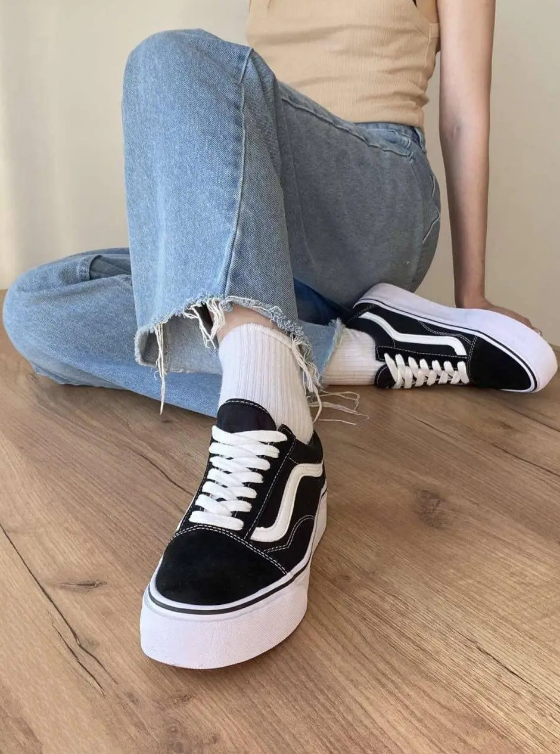 Кеди жіночі Vans Old Skool Platform white black кросівки Ванс Олд Скул чорно-білі на платформі замш текстиль