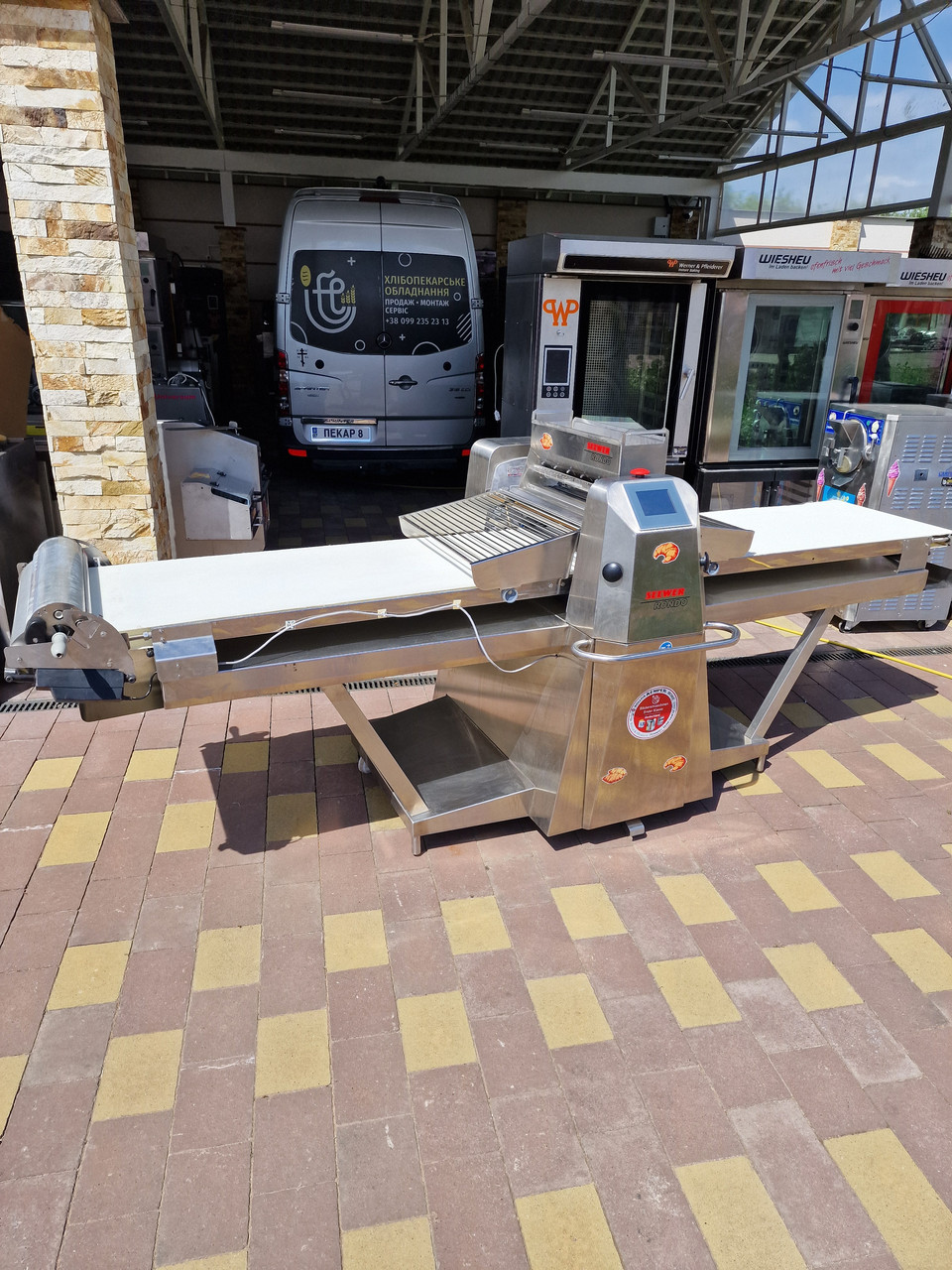 Тестораскатка тестораскаткова тастораскатка автомат Seewer RONDO 4000 + закадка на качалку