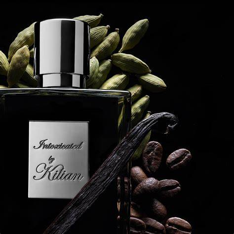 KILIAN Intoxicated, Dragon clutch (Кіліан Інтоксикація) у подарунковому футлярі "Дракон", 50 ml