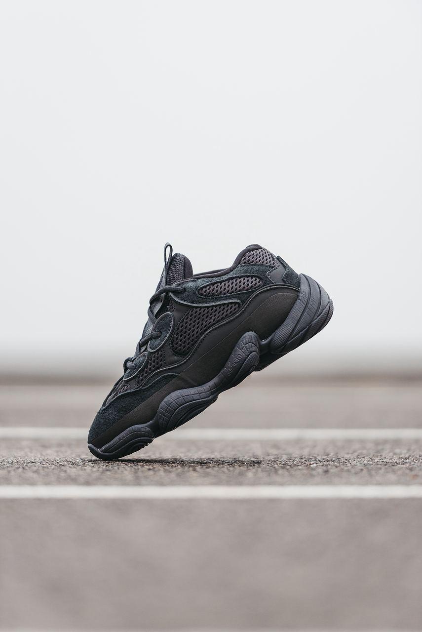 Кросівки жіночі чорні Adidas Yeezy Boost 500 (00655)