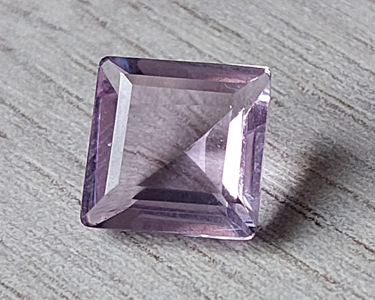 Аметист 2.9 Ct  9 х 9 х 4.7 мм, фото 1