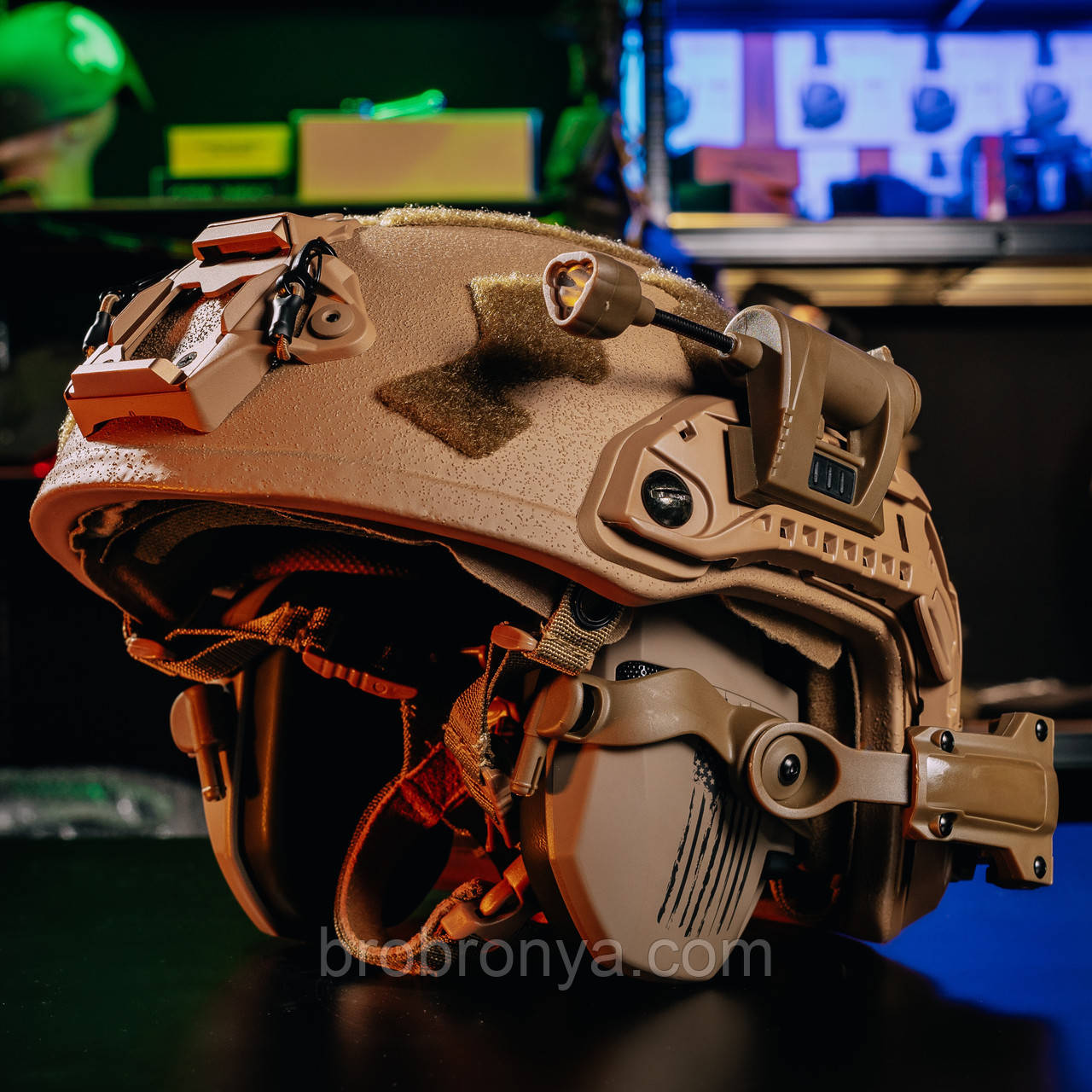 Кевларовий комплект Шолом FAST SHC BURAN 3.0 + Навушники Walker's Razor + Кріплення "Чебурашка" + Ліхтар + Кавер