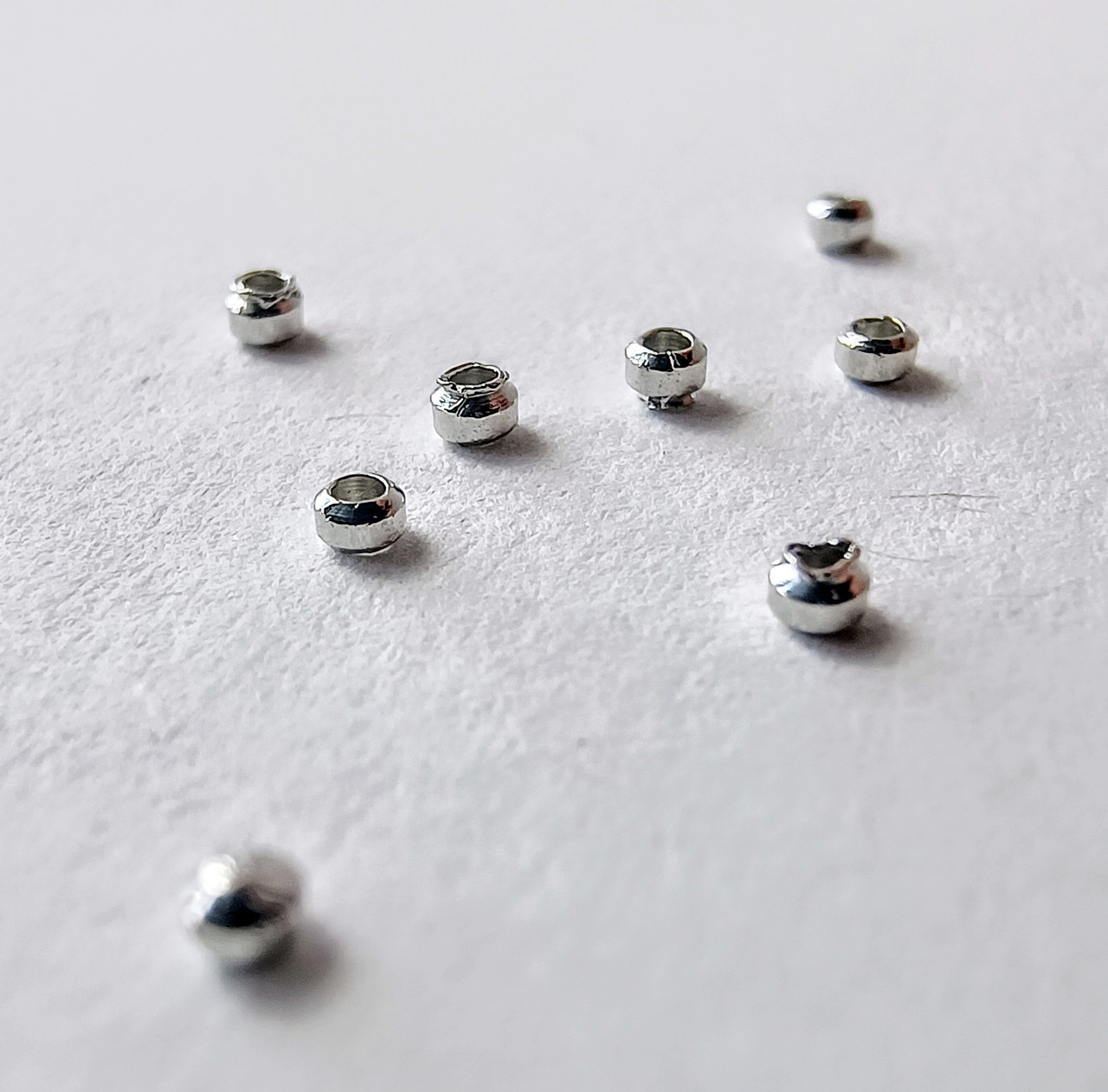 Стопери Finding Намистина кругла фіксатор затискач для тросика волосіні Сталисті 1.5 мм Отвір 0.6 мм