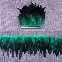 Перова тасьма з пір'я півня Колір Темно Зелений Перо 13-20 см Ціна за 0,5 м