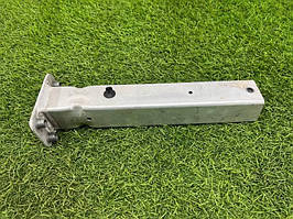 Кронштейн підсилювача бампера AUDI A8 D4 4 2011 перед.прав. (б/у)